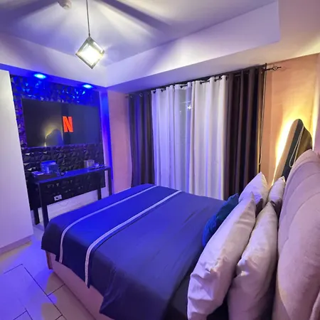 Azure Urban Resort Residences By Staycationary 17Th Floor Miami